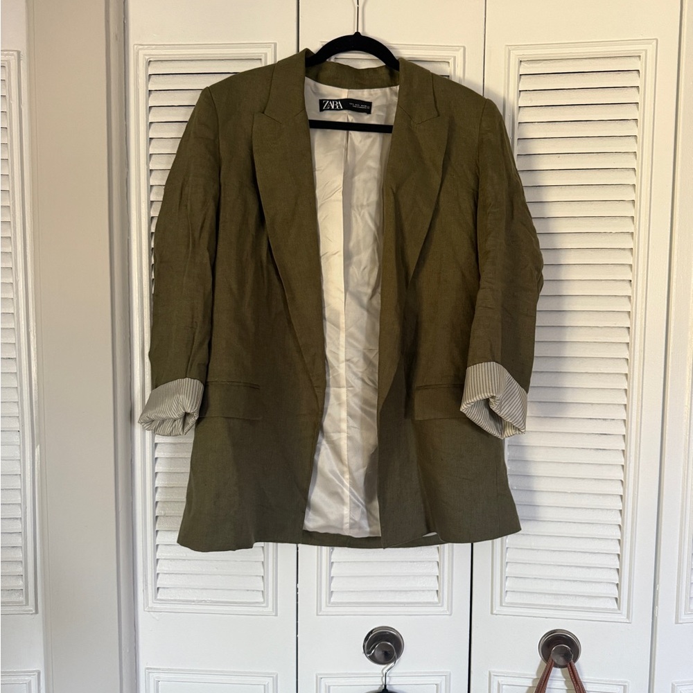 Zara Green Blazer with Rolled Cuffs